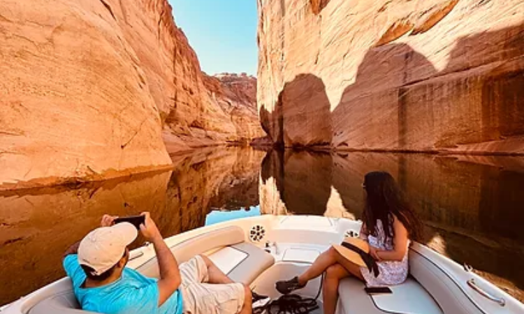 Lake Powell Boat Tours - Water Activities & Scenic Highlights